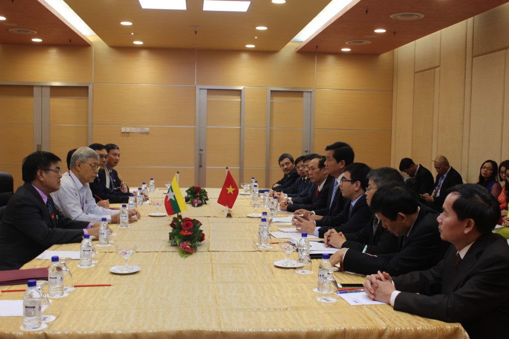 vn-myanma-ki-ket-van-tai-duong-bien-logitics-vscs-vn