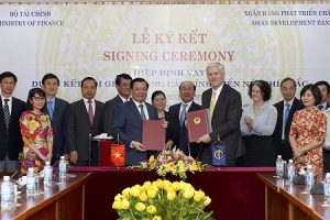 Ký kết khoản vay để kết nối giao thông vùng núi phía Bắc