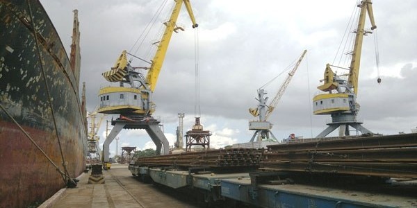 Công khai phí vận chuyển là chưa đủ