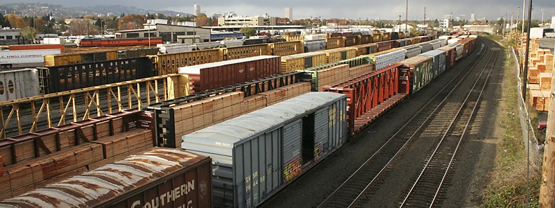 Chi phí đường sắt cao, chủ hàng có còn lựa chọn